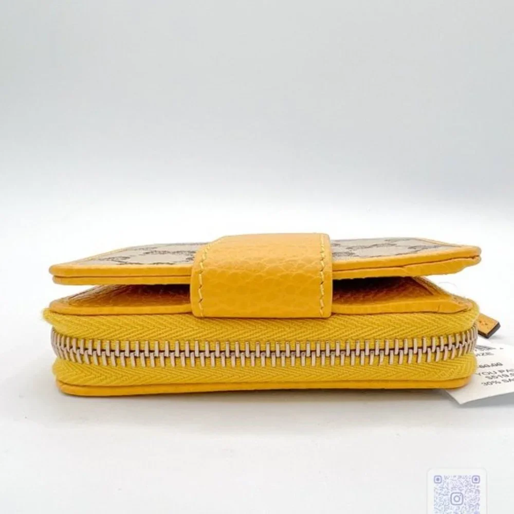 GUCCI Yellow and Brown GG Compact Bifold Wallet - Authenticated - Picture 6 of 13